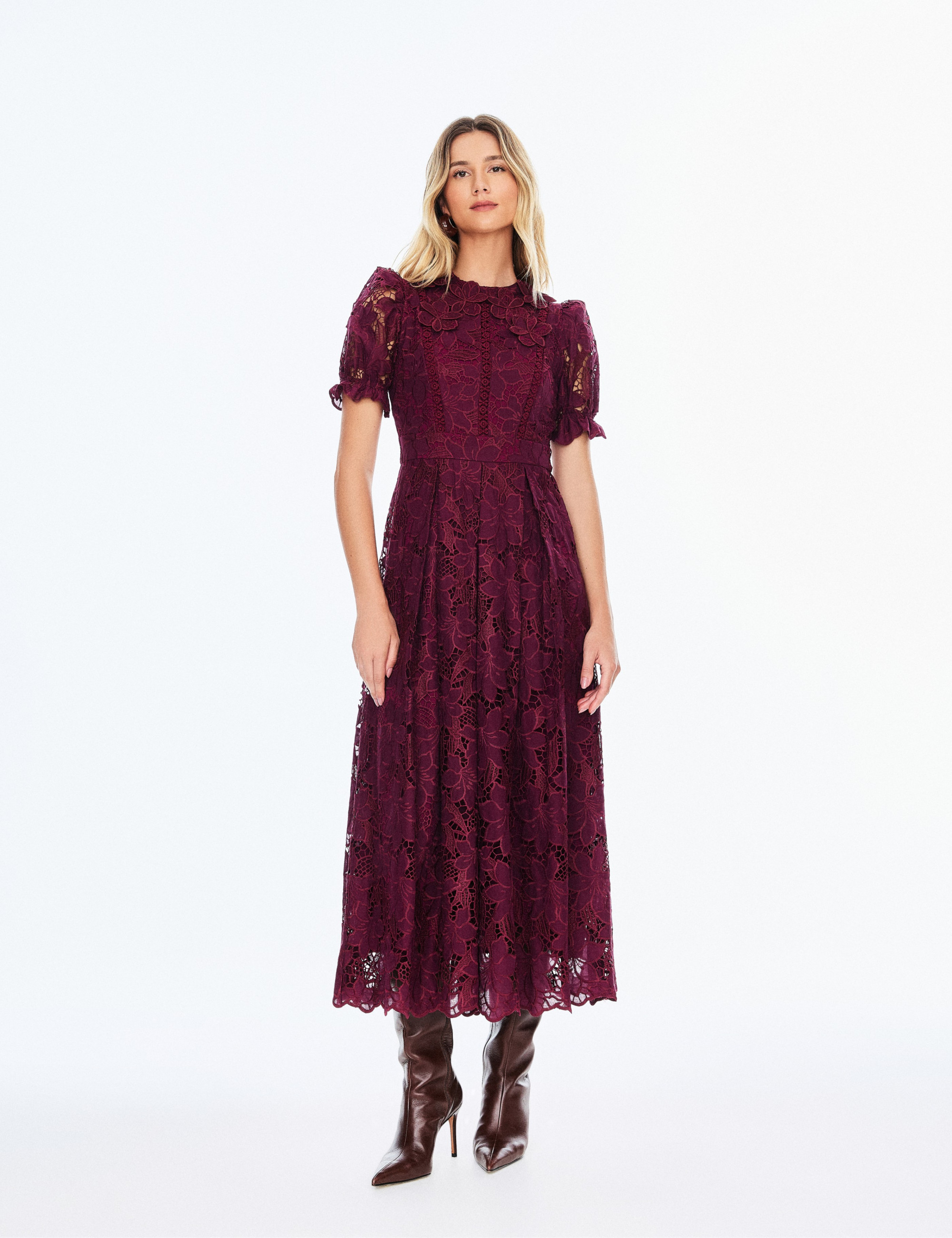 Vestido Richelieu Flor 3D Maggie Burgundy 
